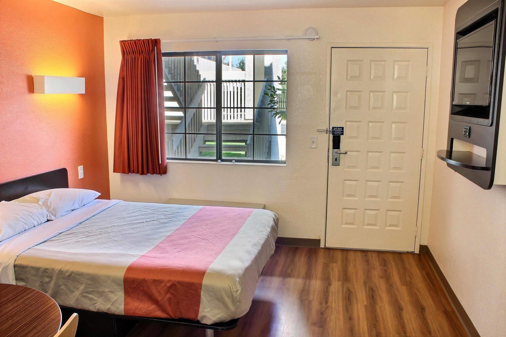 Motel 6-Paso Robles, Ca Kültér fotó